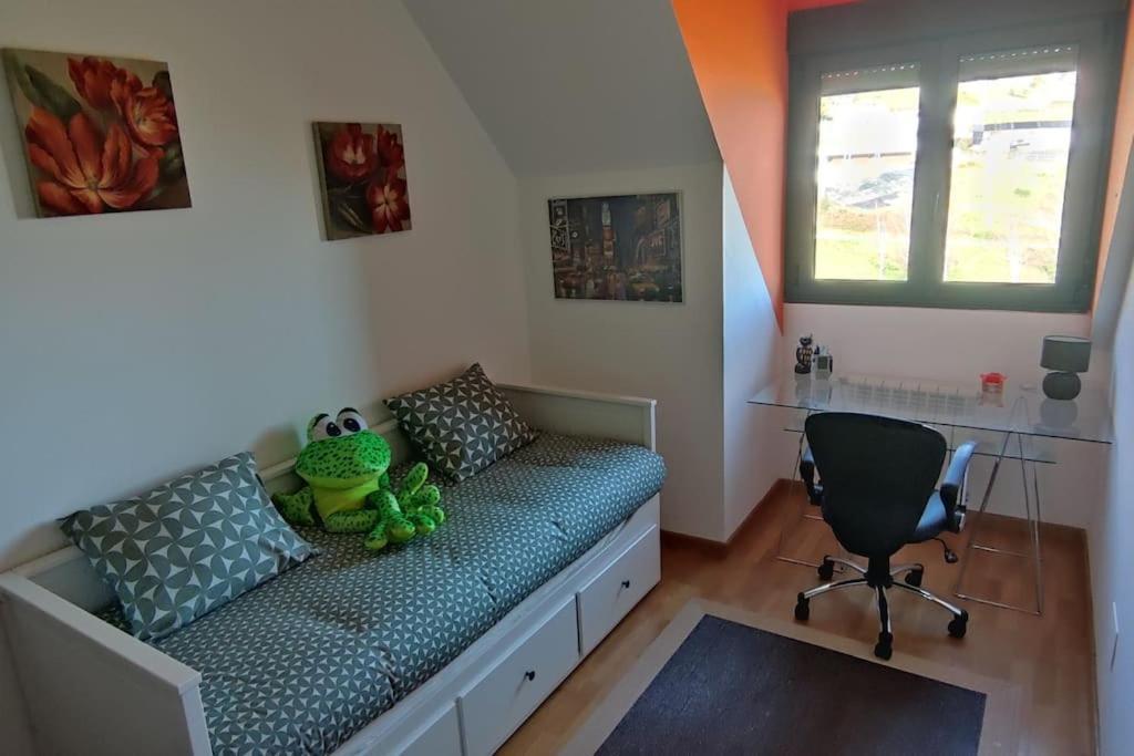 Appartamento Atico Mirador Del Naranco, Parking Gratuito, Wifi, Zona Residencial Oviedo Esterno foto